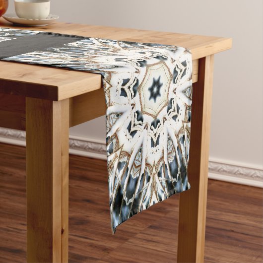 雪くもの巣 ショートテーブルランナー (インサイチュ)