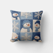 雪だるまと雪の結晶のキルト柄 クッション (正面)
