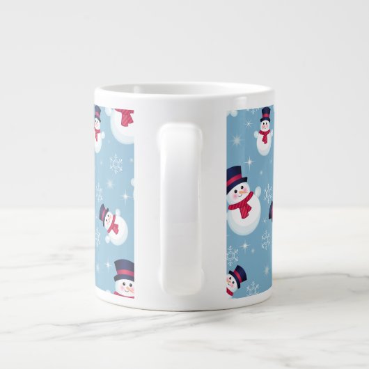 雪だるまと雪片の青いクリスマスパターン ジャンボコーヒーマグカップ (裏面)
