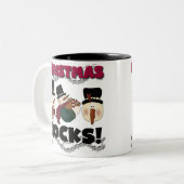 雪だるまのクリスマスの石 ツートーンマグカップ (正面左)