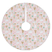 雪だるまアイスクリームコーンクリスマスパターン ブラッシュドポリエステルツリースカート (正面)