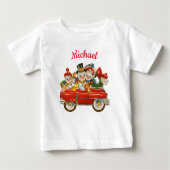 雪だるま家族の車のクリスマスパーソナライズされた名 ベビーTシャツ (正面)