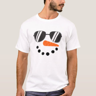 雪だるま顔サングラスニャントノーズクリスマスウィント Tシャツ