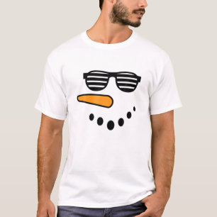 雪だるま顔ニンジン鼻まつ毛の男の子のためのグラス Tシャツ