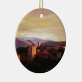 雪で覆われた山が付いているアルハンブラグラナダスペイン セラミックオーナメント (右)