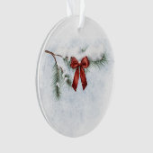 雪で覆われた松の枝でフェスティバルの赤い弓 オーナメント (正面)