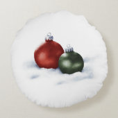 雪で覆われた松の枝でフェスティバルの赤い弓 ラウンドクッション (裏面)