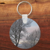 雪で覆われた枝 キーホルダー (正面)