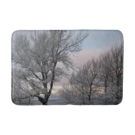 雪で覆われた枝 バスマット