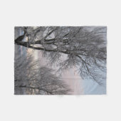 雪で覆われた枝 フリースブランケット (正面(横))