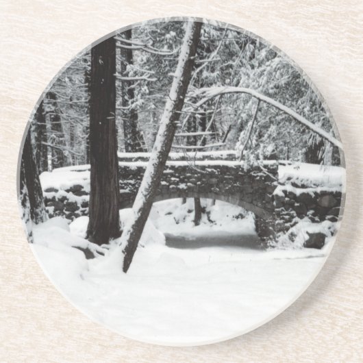 雪で覆われた橋コースター コースター (正面)