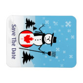 雪とカナダ国旗のフィールドの漫画雪だるま マグネット (横)