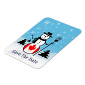 雪とカナダ国旗のフィールドの漫画雪だるま マグネット (左側)