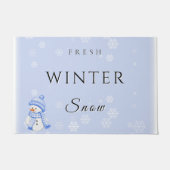 雪と雪だるまの冬の喜び ドアマット (正面)