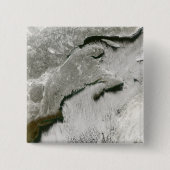 雪と雲の通り 缶バッジ (正面)