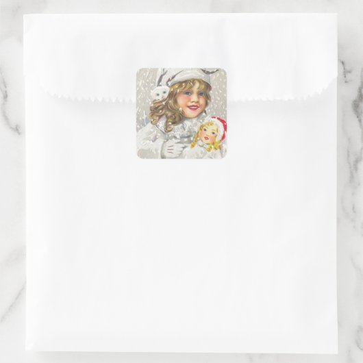 雪に人形をビクトリアン持つヴィンテージクリスマスガール スクエアシール (バッグ)