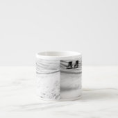 雪に埋もれた2つの椅子 エスプレッソカップ (正面)