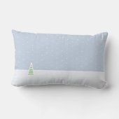 雪に小さな冬の木の氷の青い水玉模様 ランバークッション (裏面)