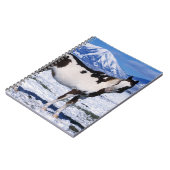 雪に立っているペンキの馬 ノートブック (左側)