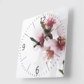 雪に覆われたアーモンドの木の花 スクエア壁時計 (傾斜)