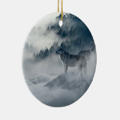 雪に覆われたオオカミ セラミックオーナメント (右)