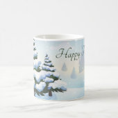 雪に覆われたクリスマスツリーのある冬の日 コーヒーマグカップ (中央)