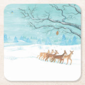 雪に覆われた冬の森の中で鹿を釣る スクエアペーパーコースター (正面)