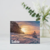 雪に覆われた冬の海岸の夕日 ポストカード (スタンド正面)