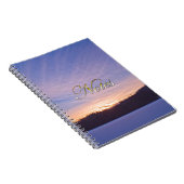 雪に覆われた冬の湖と木の上の夕日 ノートブック (右側)