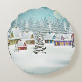 雪に覆われた家々を持つ村の冬の風景  ラウンドクッション (裏面)