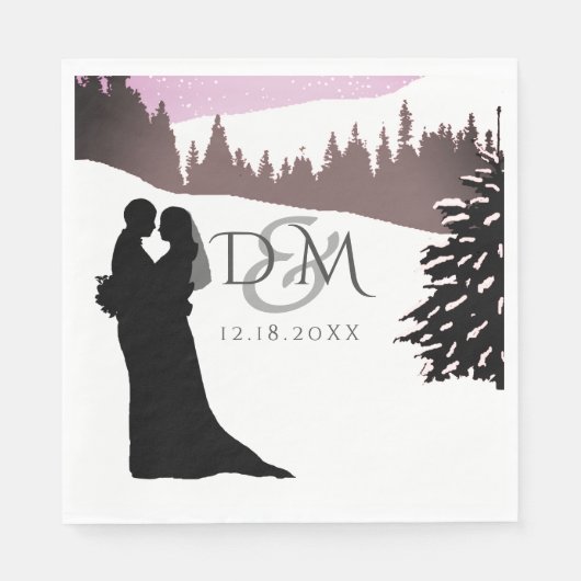 雪に覆われた山の冬の結婚式でカップルを迎える スタンダードランチョンナプキン (正面)
