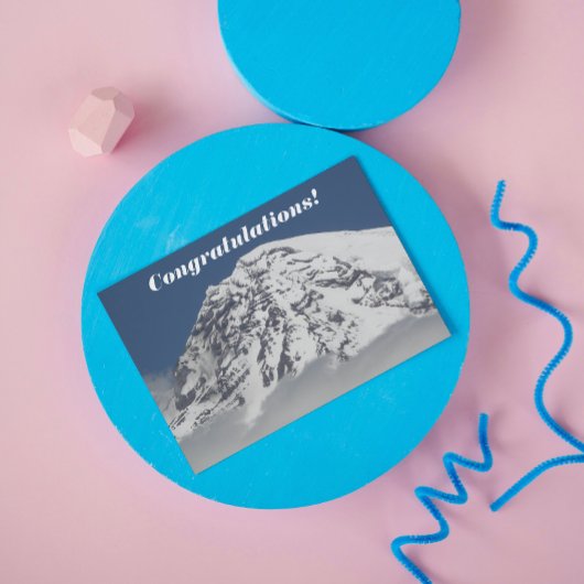 雪に覆われた山頂の写真おめでとう カード