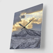 雪に覆われた嵐の夕日 スクエア壁時計 (傾斜)