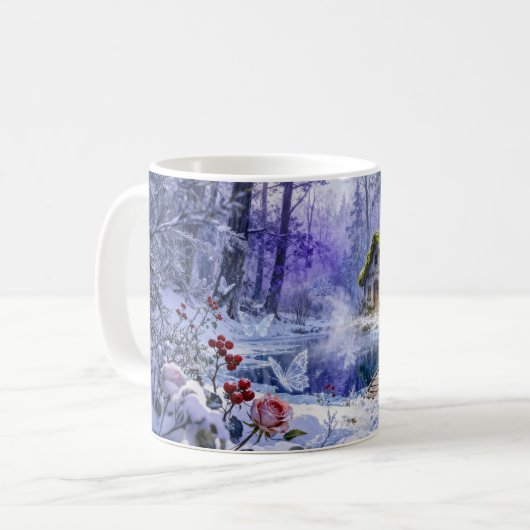 雪に覆われた幻想的な森の小屋と橋の絵 コーヒーマグカップ (正面左)