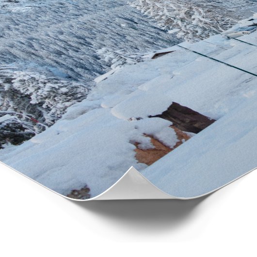 雪に覆われた教会 ポスター (角)