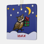 雪に覆われた木の切りフクロウ冬の休日 セラミックオーナメント (左)