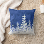 雪に覆われた木の藍色 クッション (ブランケット)