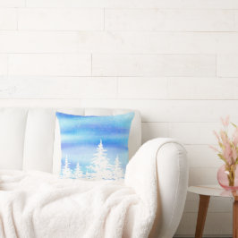 雪に覆われた木ブルーバイオレット水彩洗剤 クッション