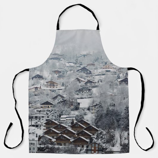 雪に覆われた村の空中展望 エプロン (正面)