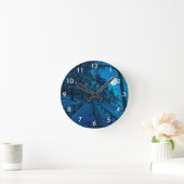 雪に覆われた松林の冬景 ラウンド壁時計 (ホーム)