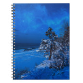 雪に覆われた松模様の夜景 ノートブック (正面)