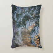 雪に覆われた松 アクセントクッション (正面(垂直))