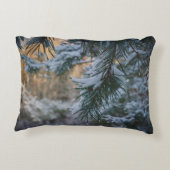 雪に覆われた松 アクセントクッション (裏面)