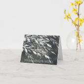 雪に覆われた枝のクリスマスカード カード (黄色い花)