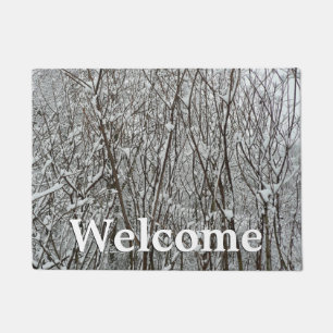 雪に覆われた枝冬の抽象芸術 ドアマット