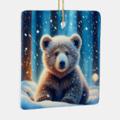 雪に覆われた森のかわいいクマの子 セラミックオーナメント (右)