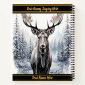 雪に覆われた森の中を歩く ノートブック (裏面)