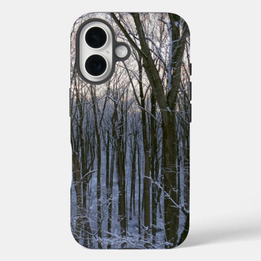 雪に覆われた森 Case-Mate iPhoneケース (裏面)