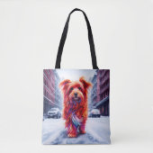 雪に覆われた白失ったい街路のかわいい野良犬 トートバッグ (正面)