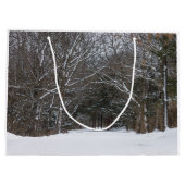 雪に覆われた道路パインタリー ラージペーパーバッグ (裏面)